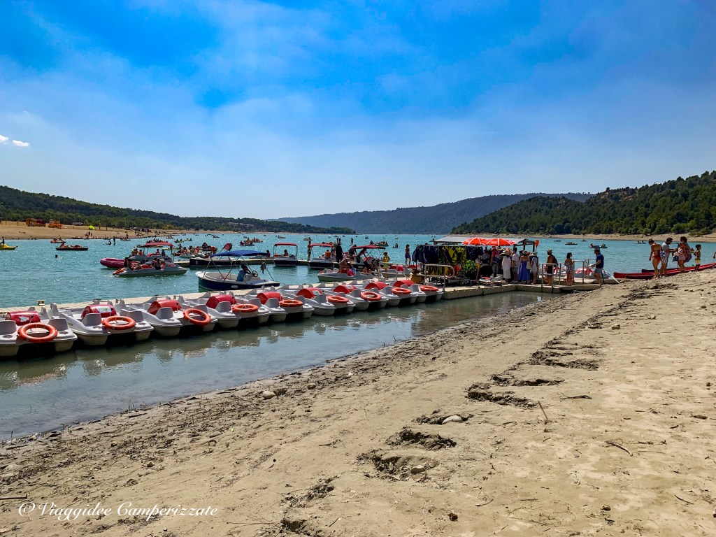 Noleggio imbarcazioni lago di Sainte-Croix